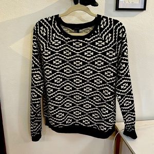 F21 Aztec Print Pullover Shirt